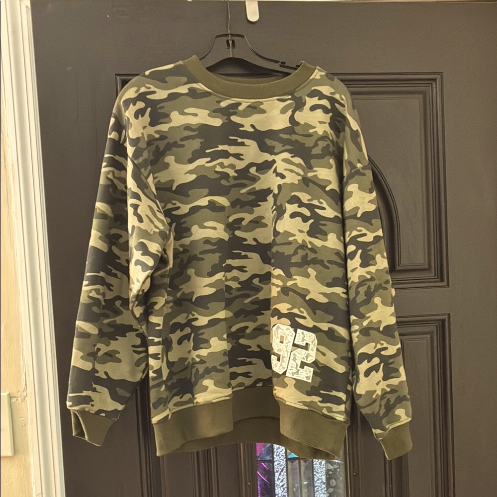 NWT  Camouflage Print Ladies Sweatshirt